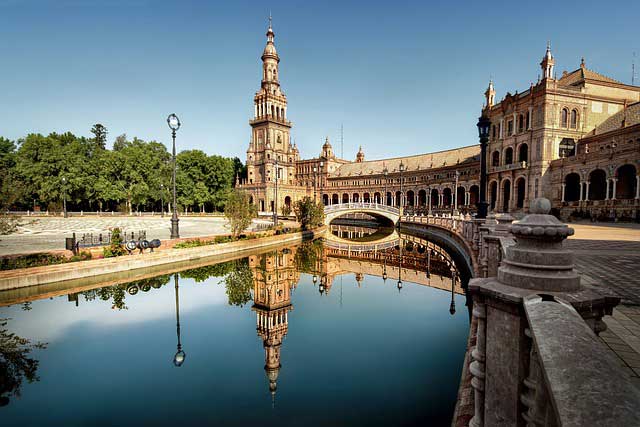 city-5164368_d640