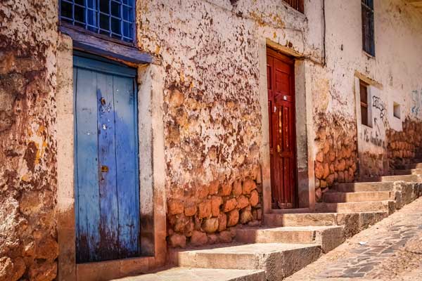 street-in-cusco-2021-08s-26-16-22-24-utc