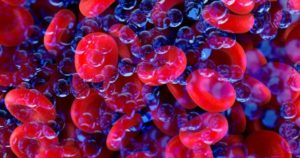 قد يكون هناك وجود لجزيئات بلاستيكية أكبر في الدم لم تكشف عنها الدراسة